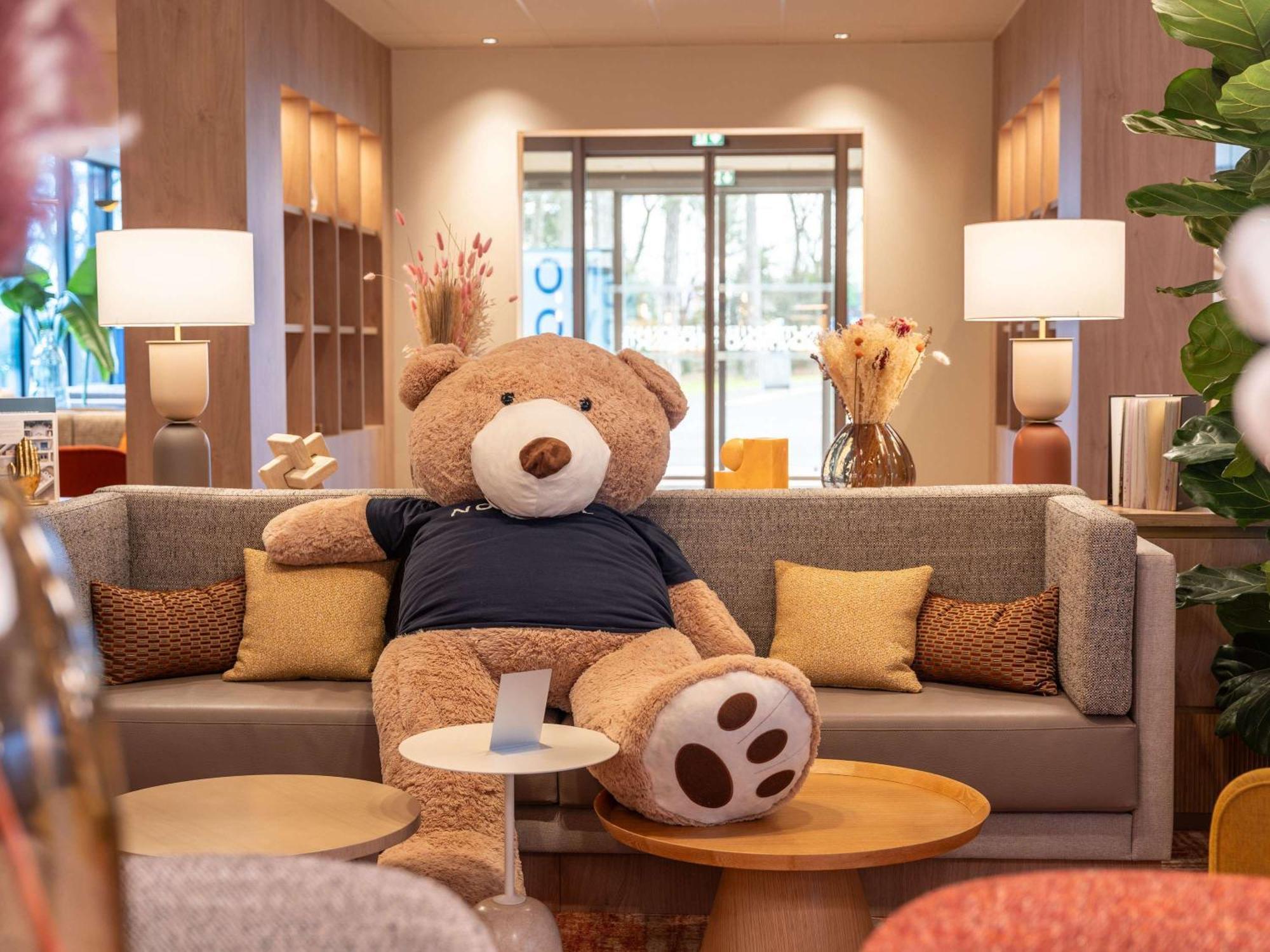 Novotel Angers Lac De Maine Экстерьер фото